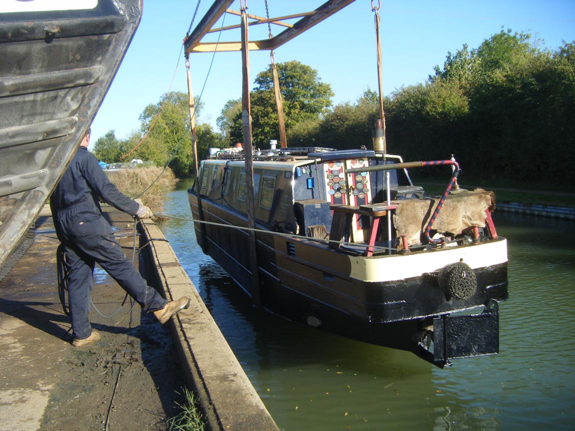 narrow boat